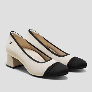 Vivaia Almond-Toe Stress Free Chunky Heels (Julie Arch Pro)